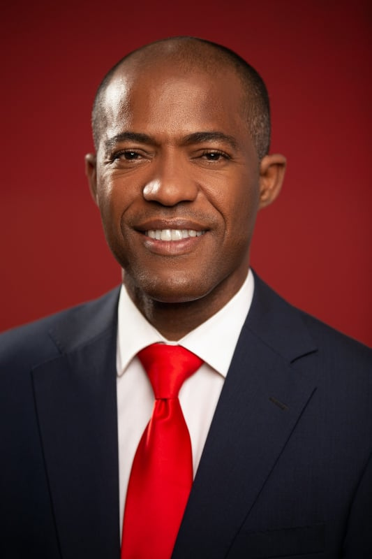 H.E Francisco Carvalho